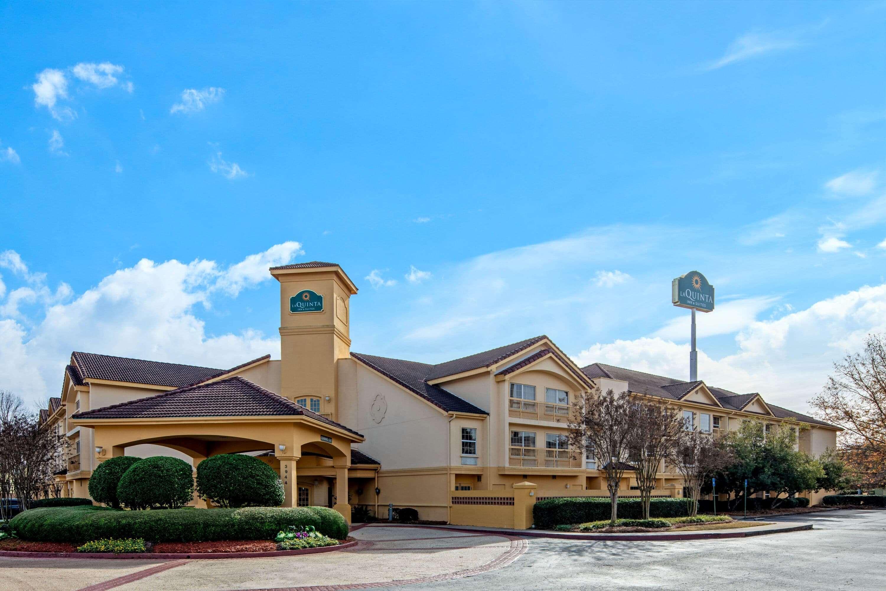 La Quinta By Wyndham Macon Hotel Exterior photo